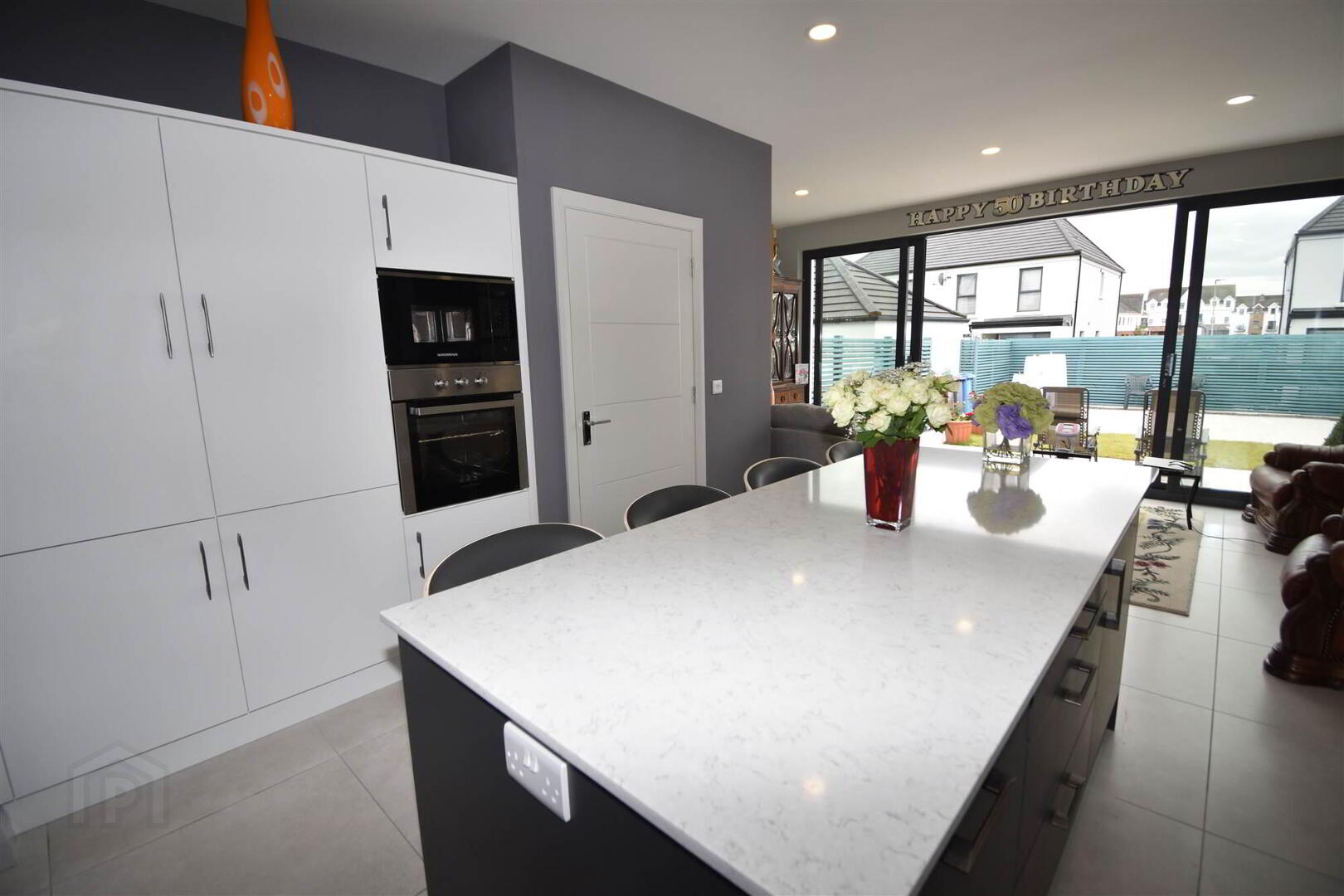 4 Hatheran Square 6 of 27