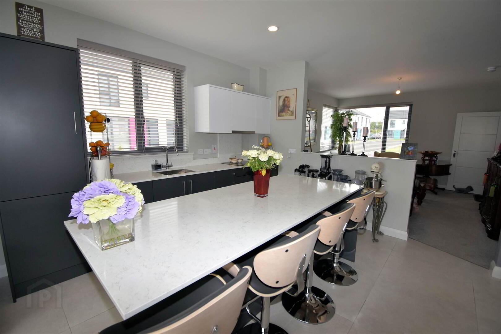 4 Hatheran Square 5 of 27