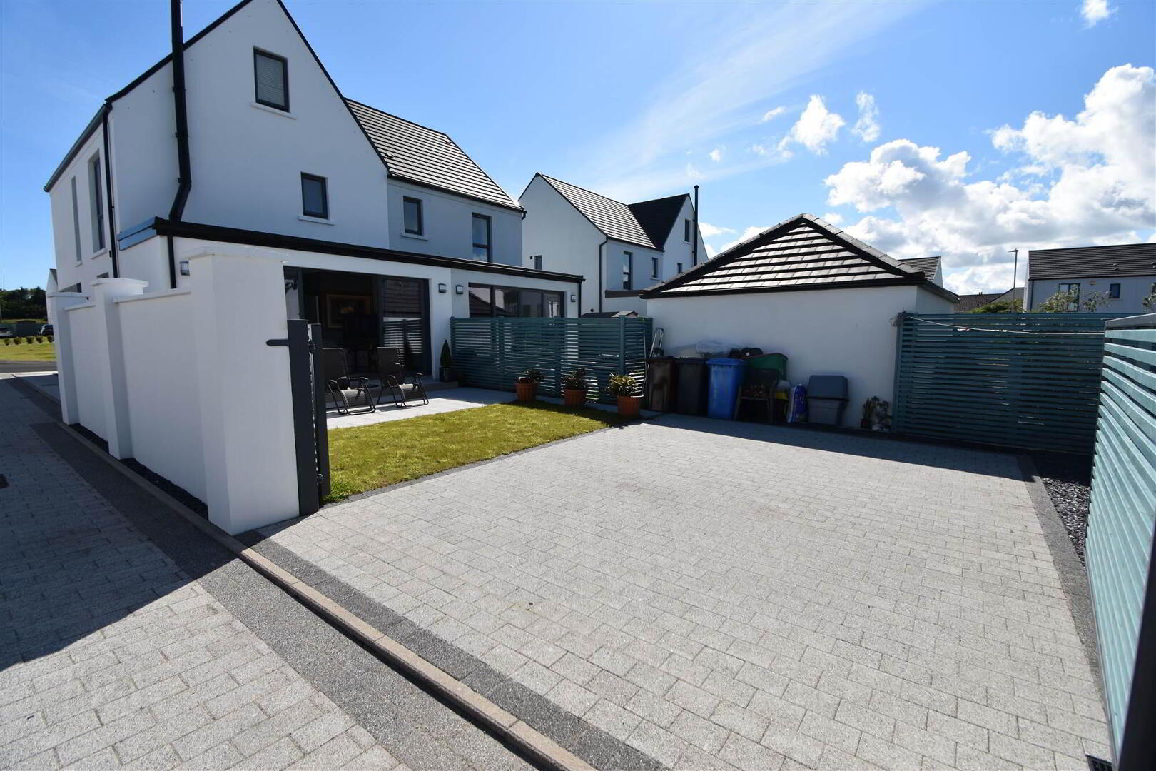 4 Hatheran Square 26 of 27