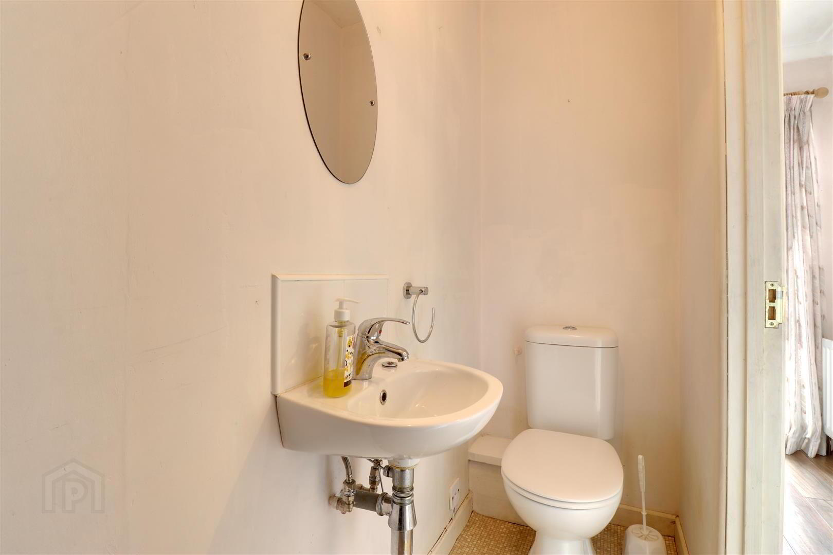 65 Strangford Heights 6 of 21