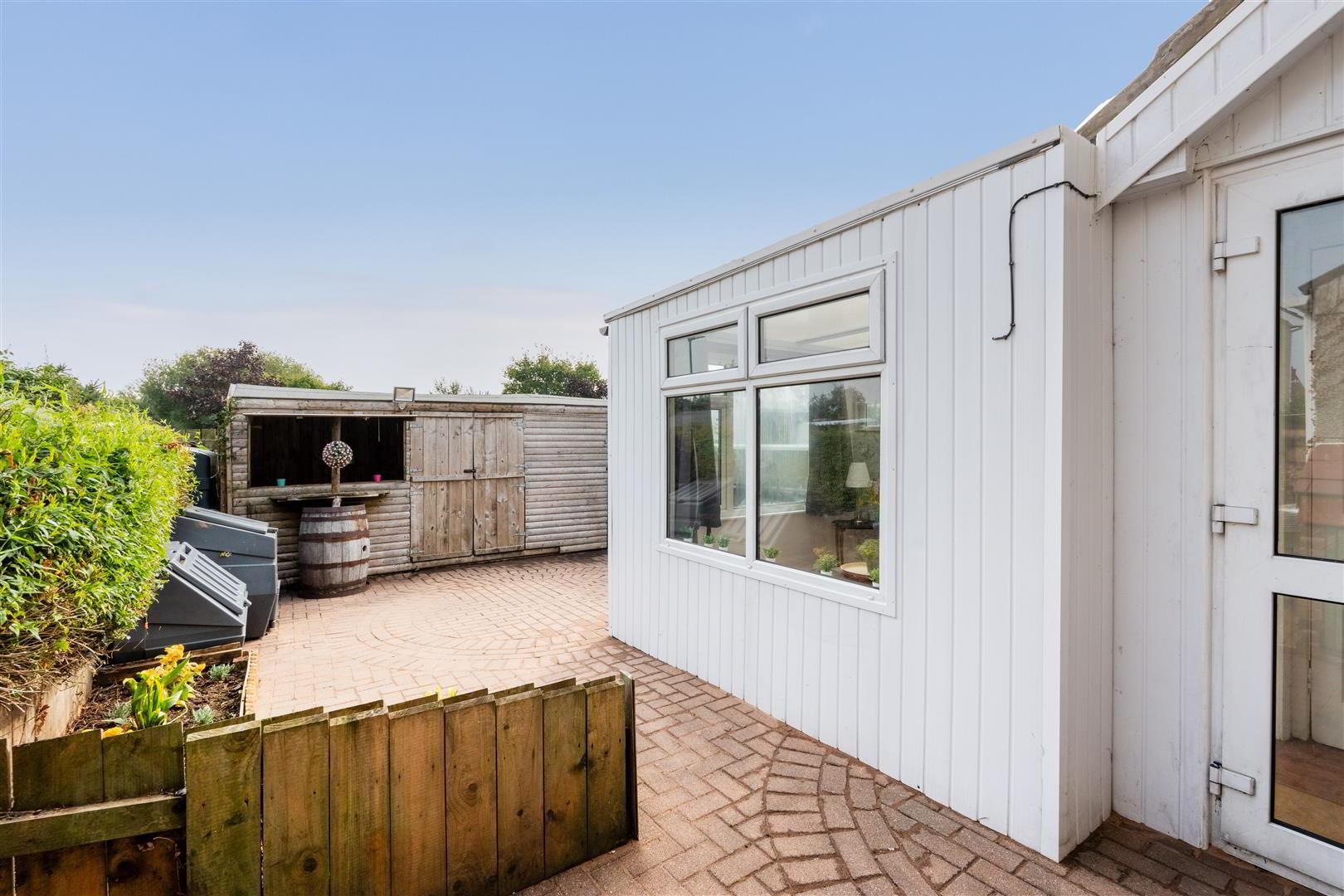 9 Brae Park 18 of 20
