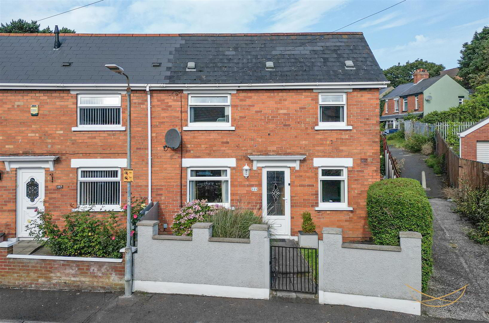 125 Seaview Drive 2 of 44