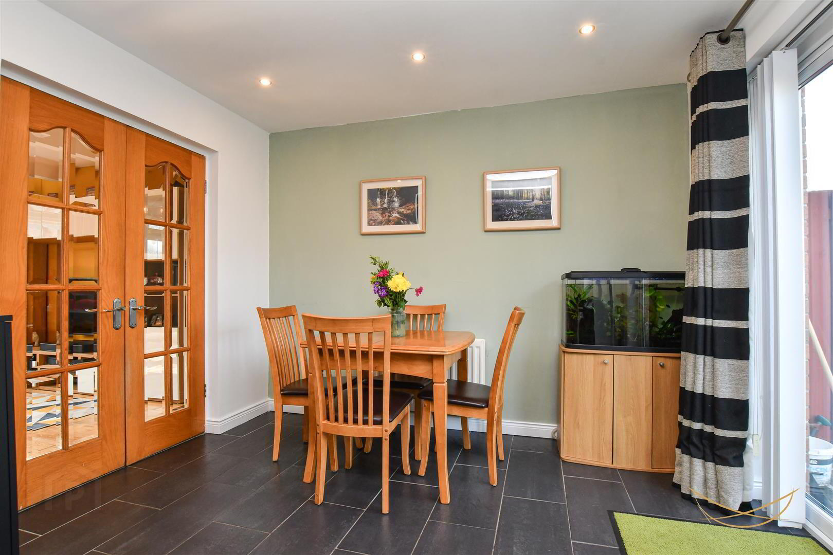 125 Seaview Drive 12 of 44