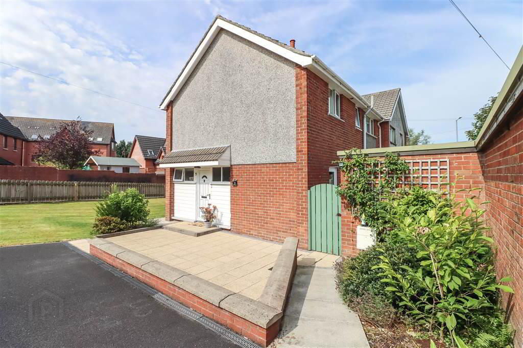 3 Ardnoe Avenue 1 of 28