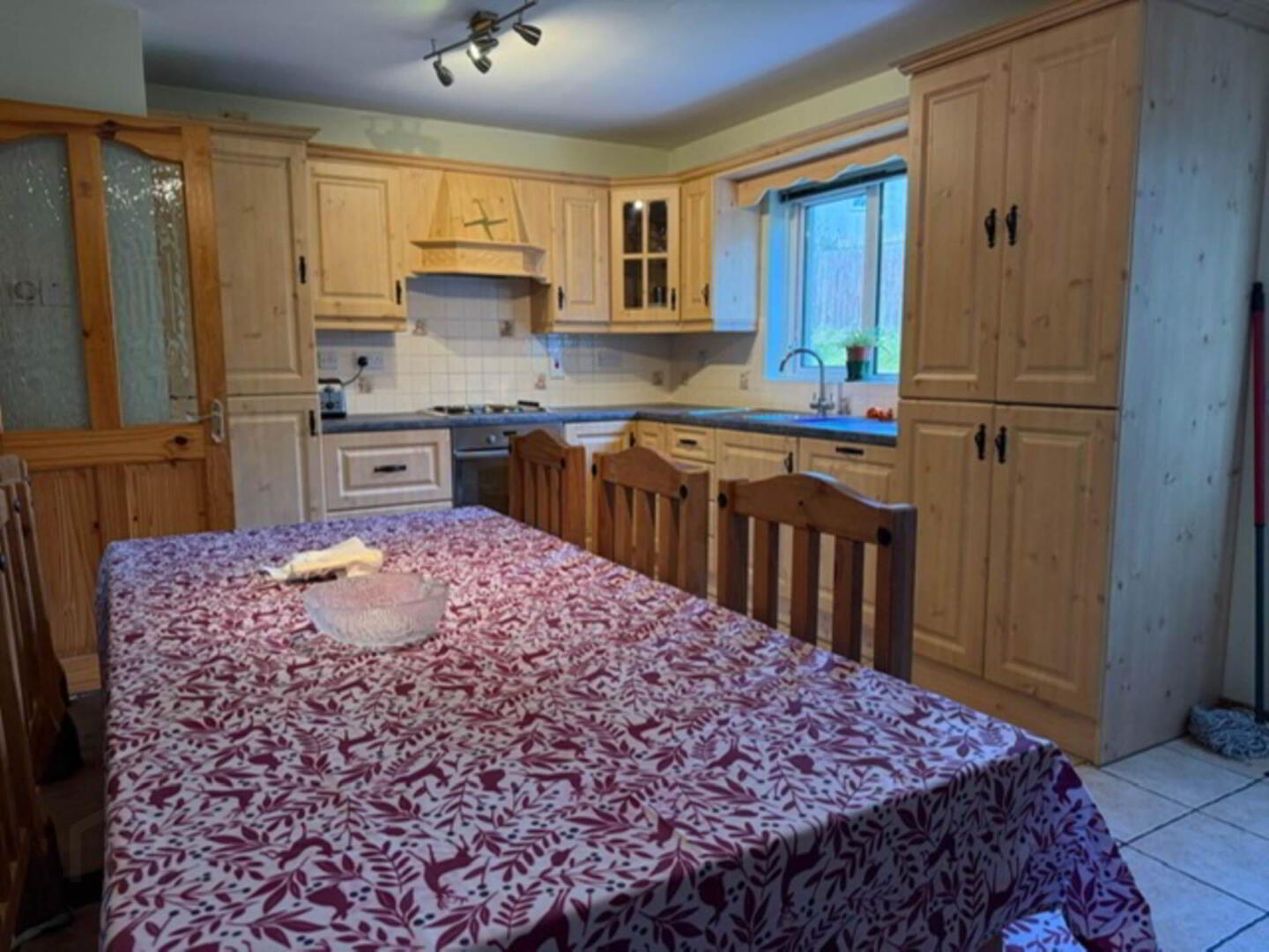 114 Meadow Hill 5 of 9