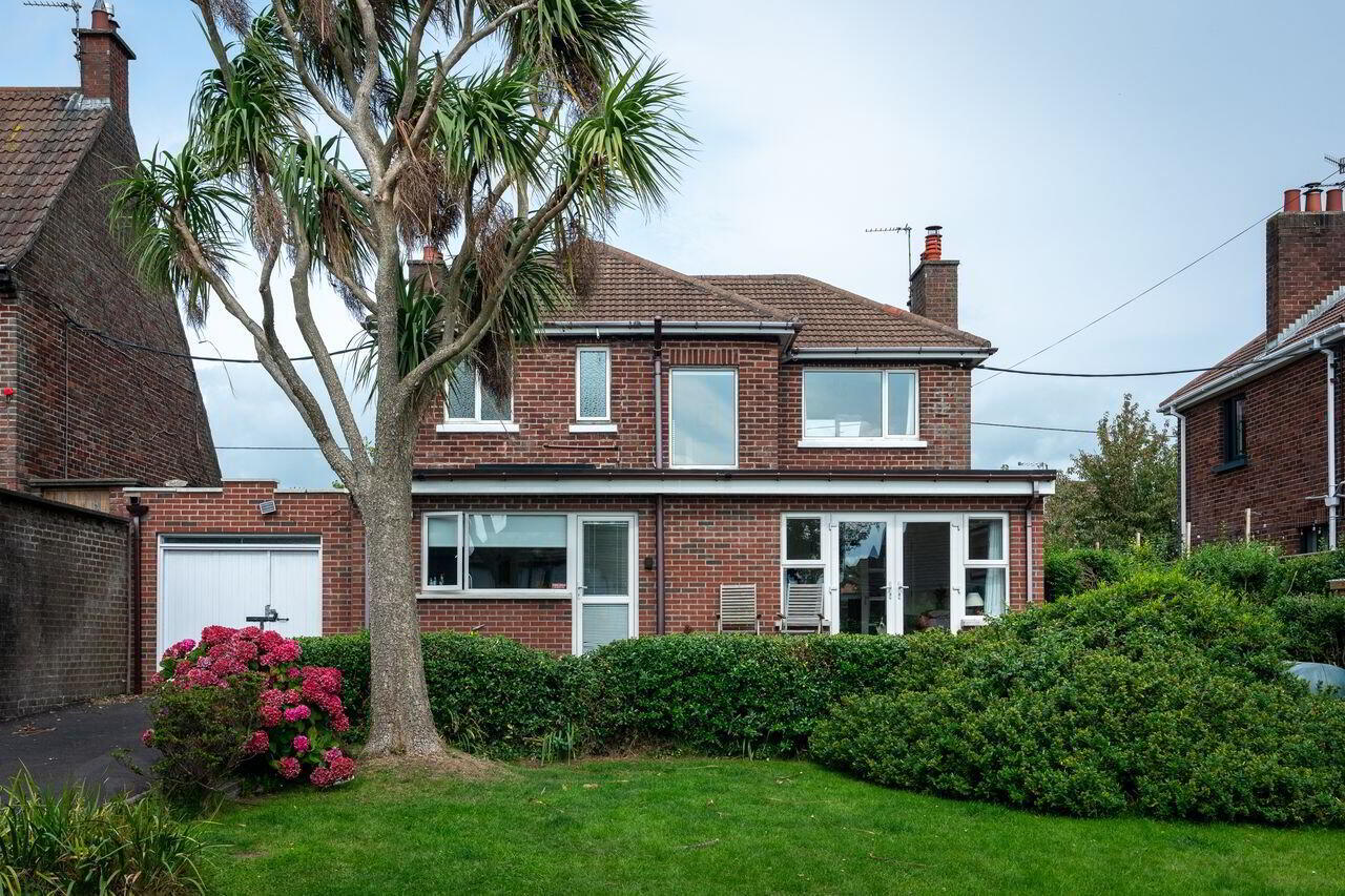 23 Larne Road 18 of 25