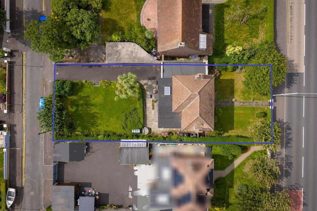 23 Larne Road 2 of 26