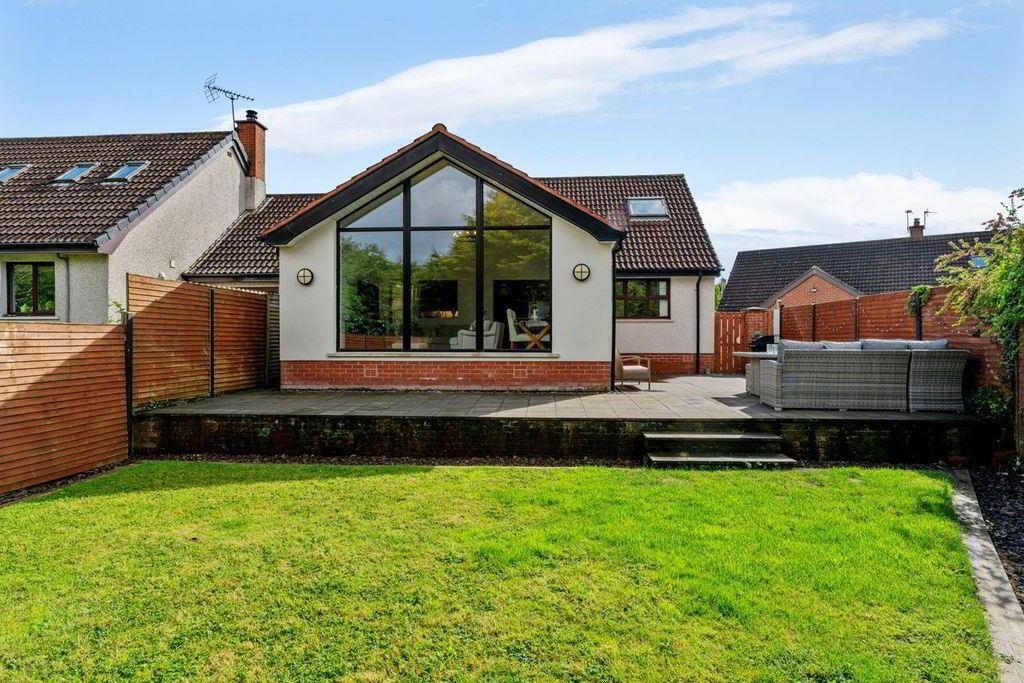 11 Irvine Crescent 28 of 29