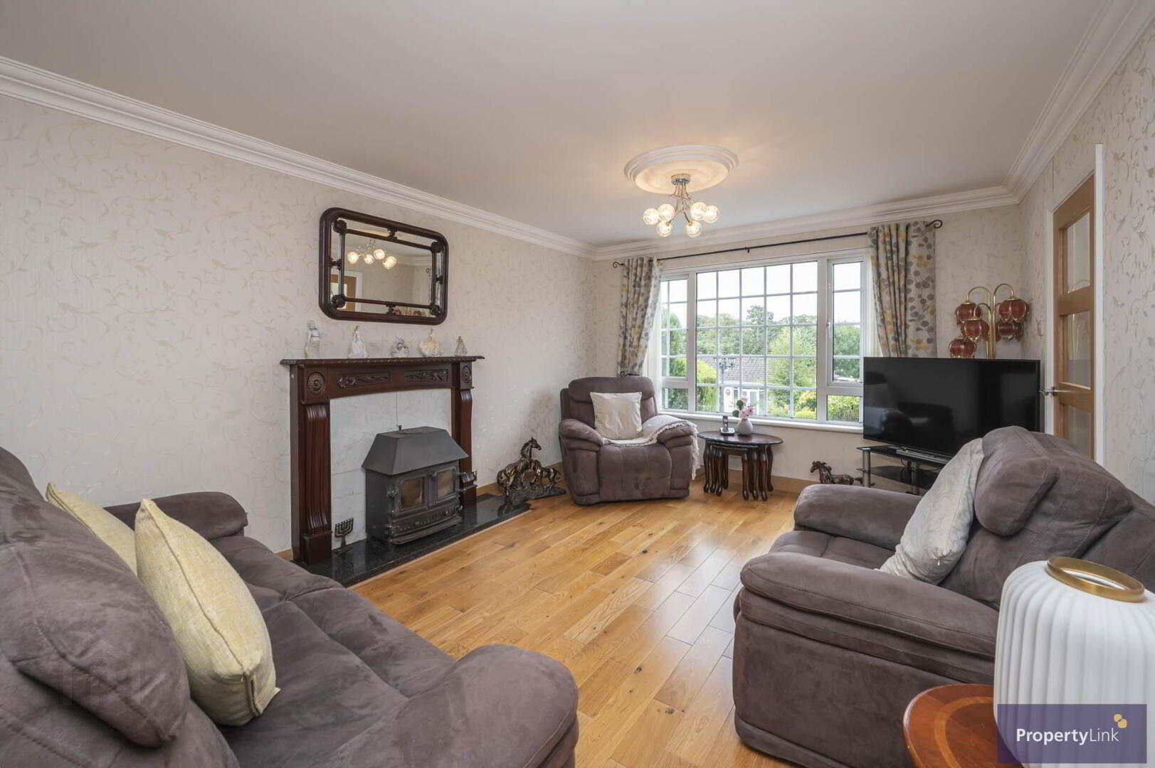 15 Woodford Drive 5 of 23