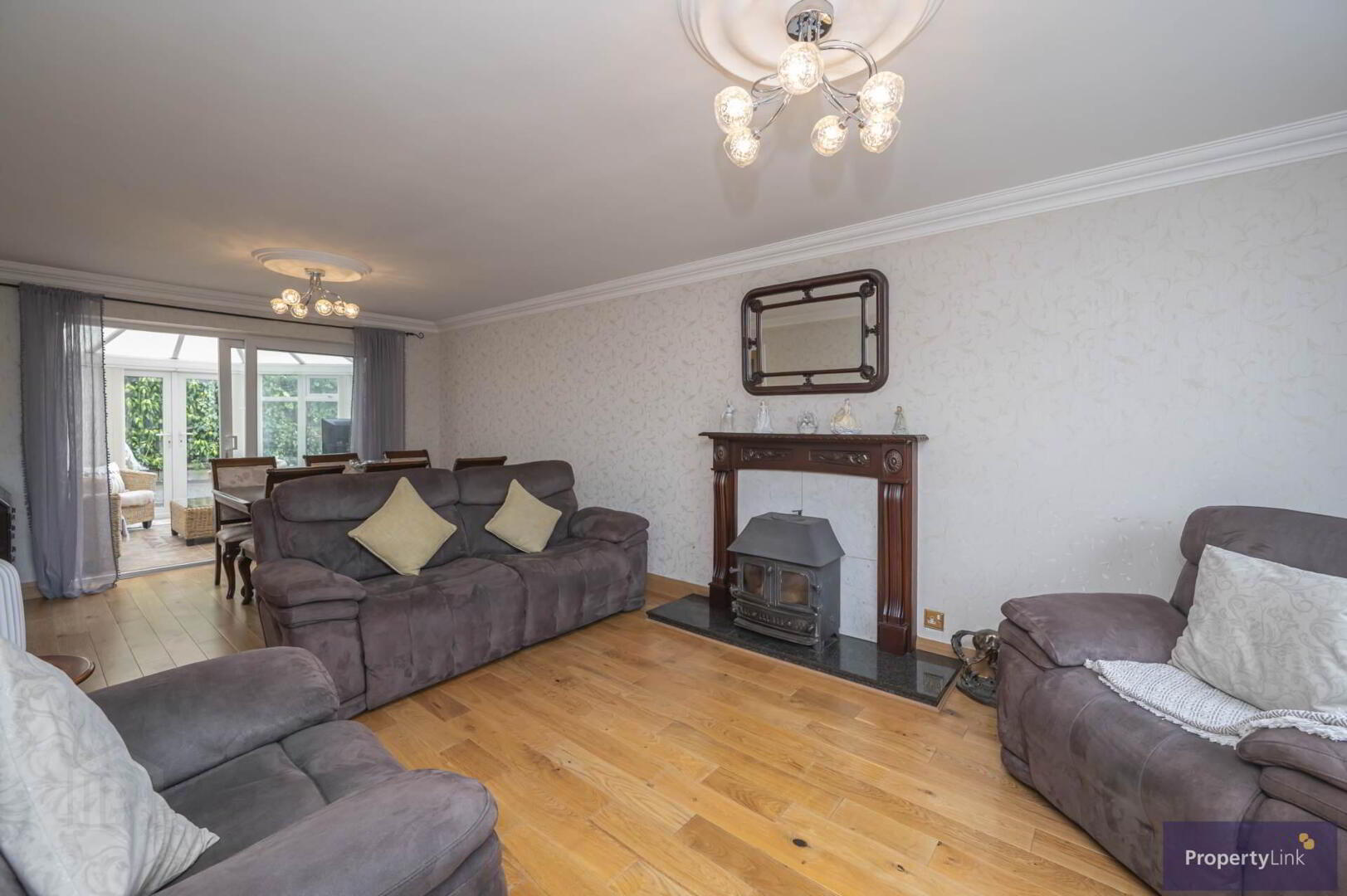 15 Woodford Drive 4 of 23