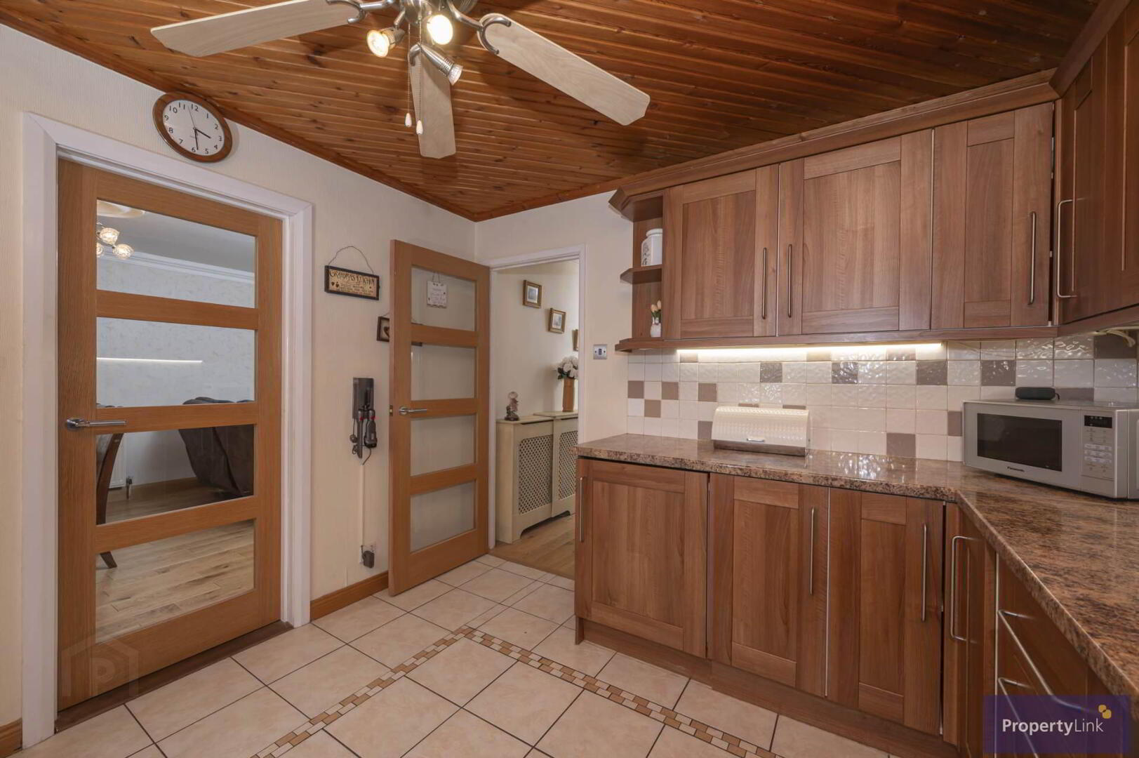 15 Woodford Drive 12 of 23