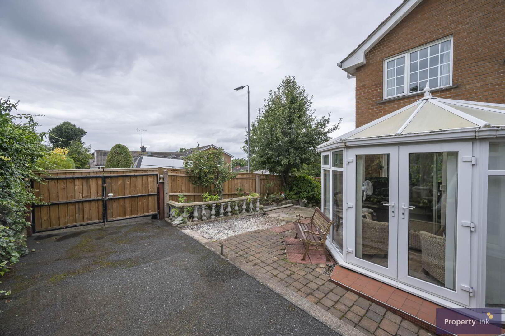 15 Woodford Drive 23 of 23