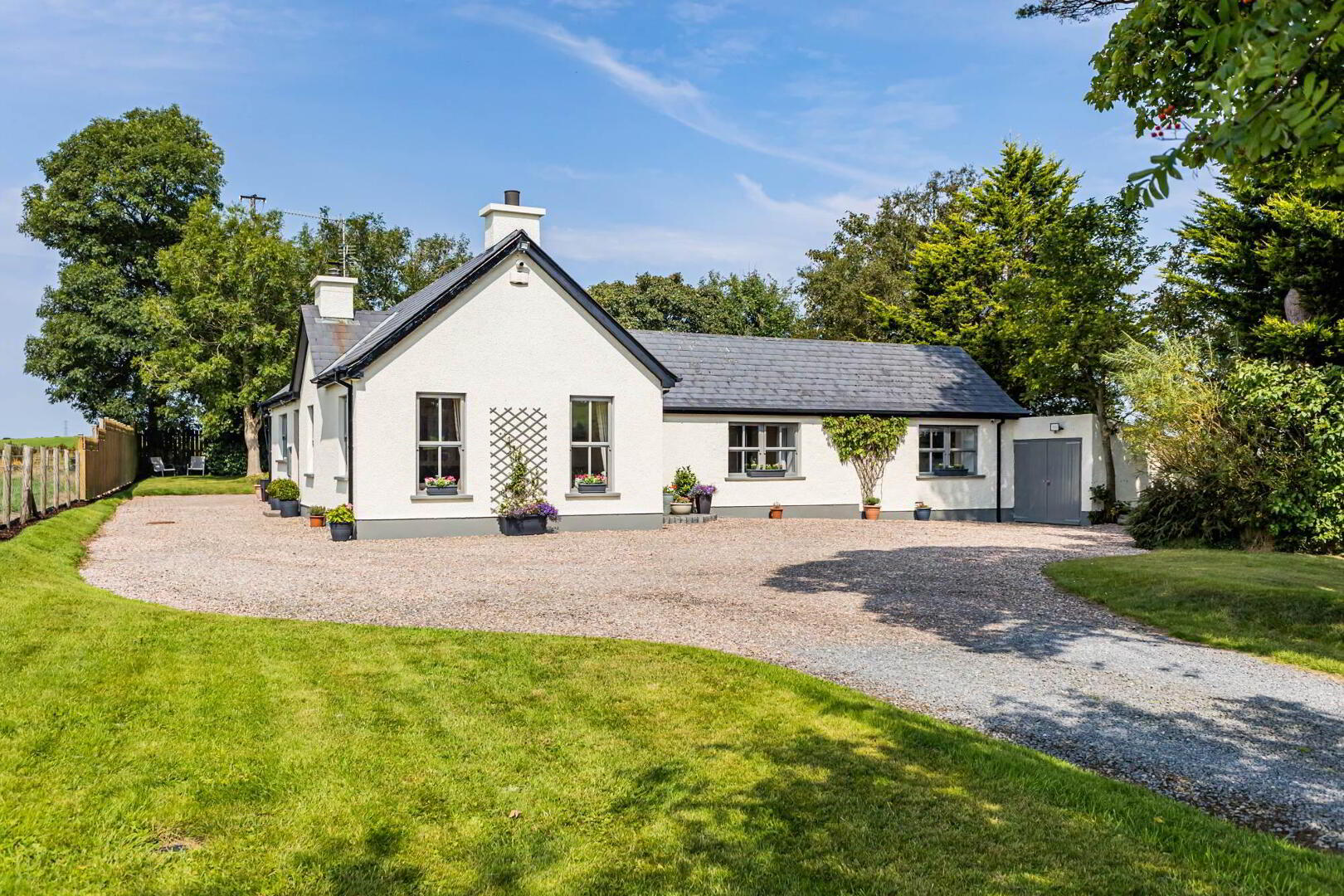 11 Moss Road 1 of 39