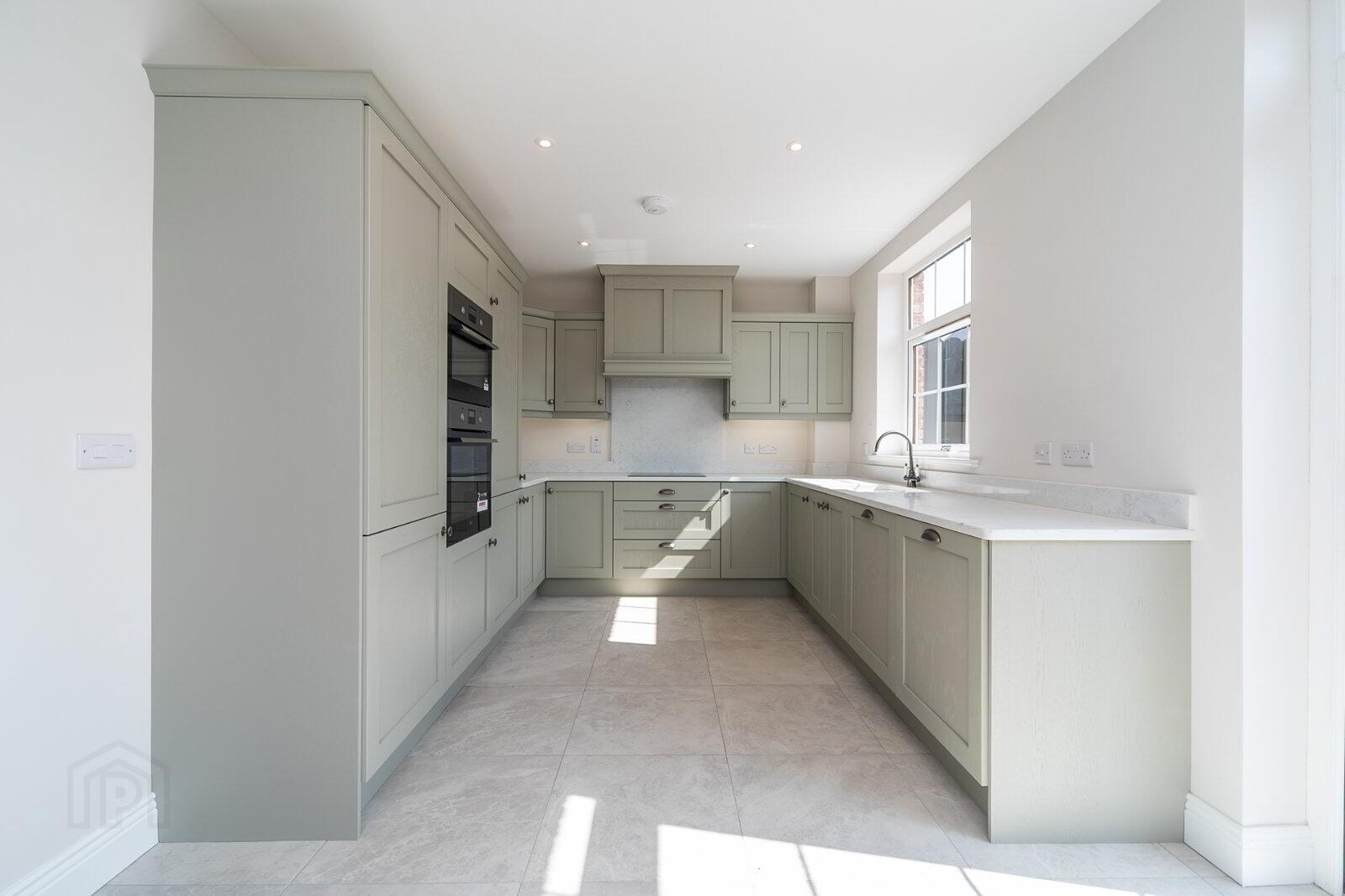 31 Governors Gate Demesne 3 of 8