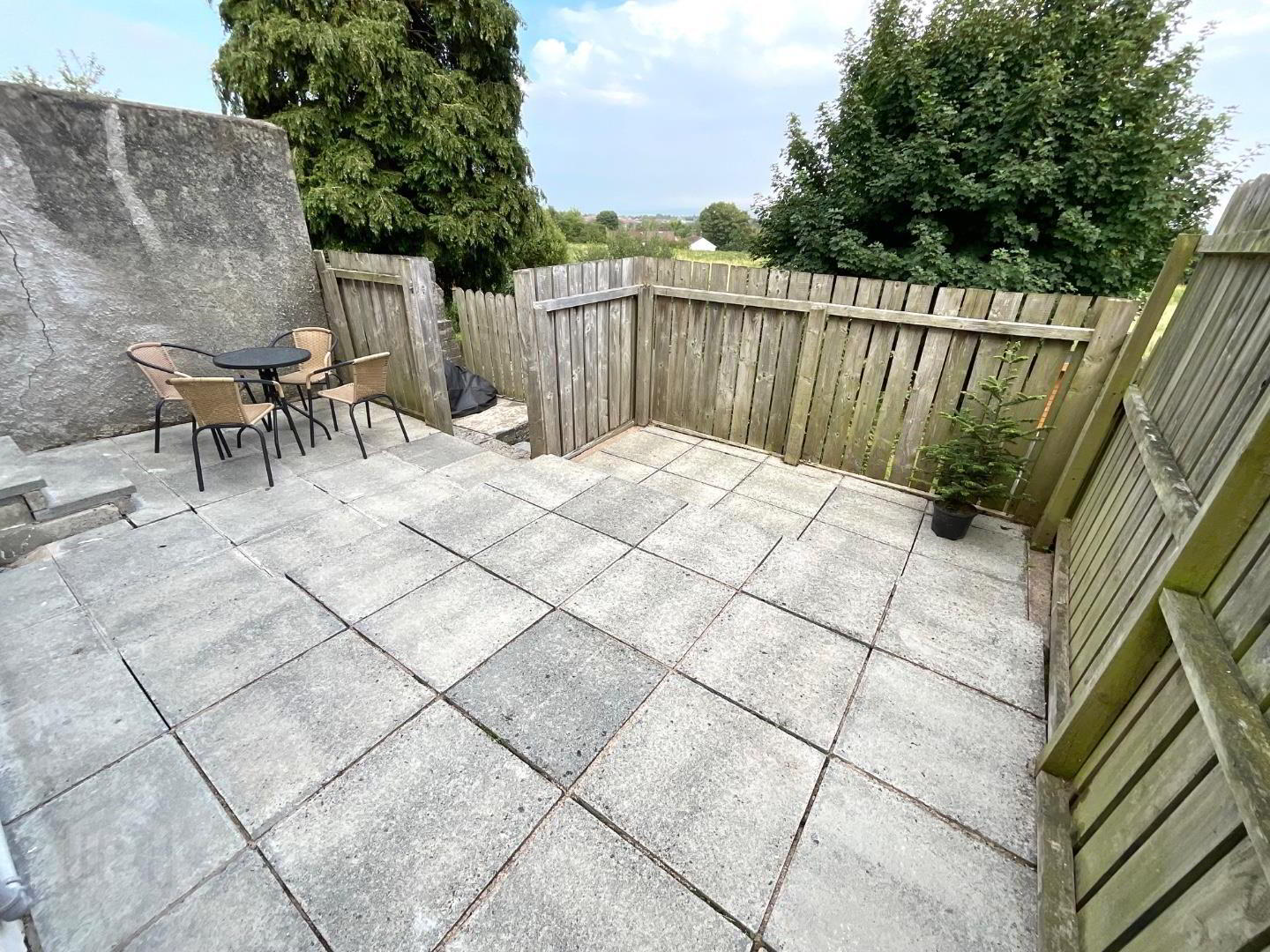161 Joanmount Gardens 9 of 11