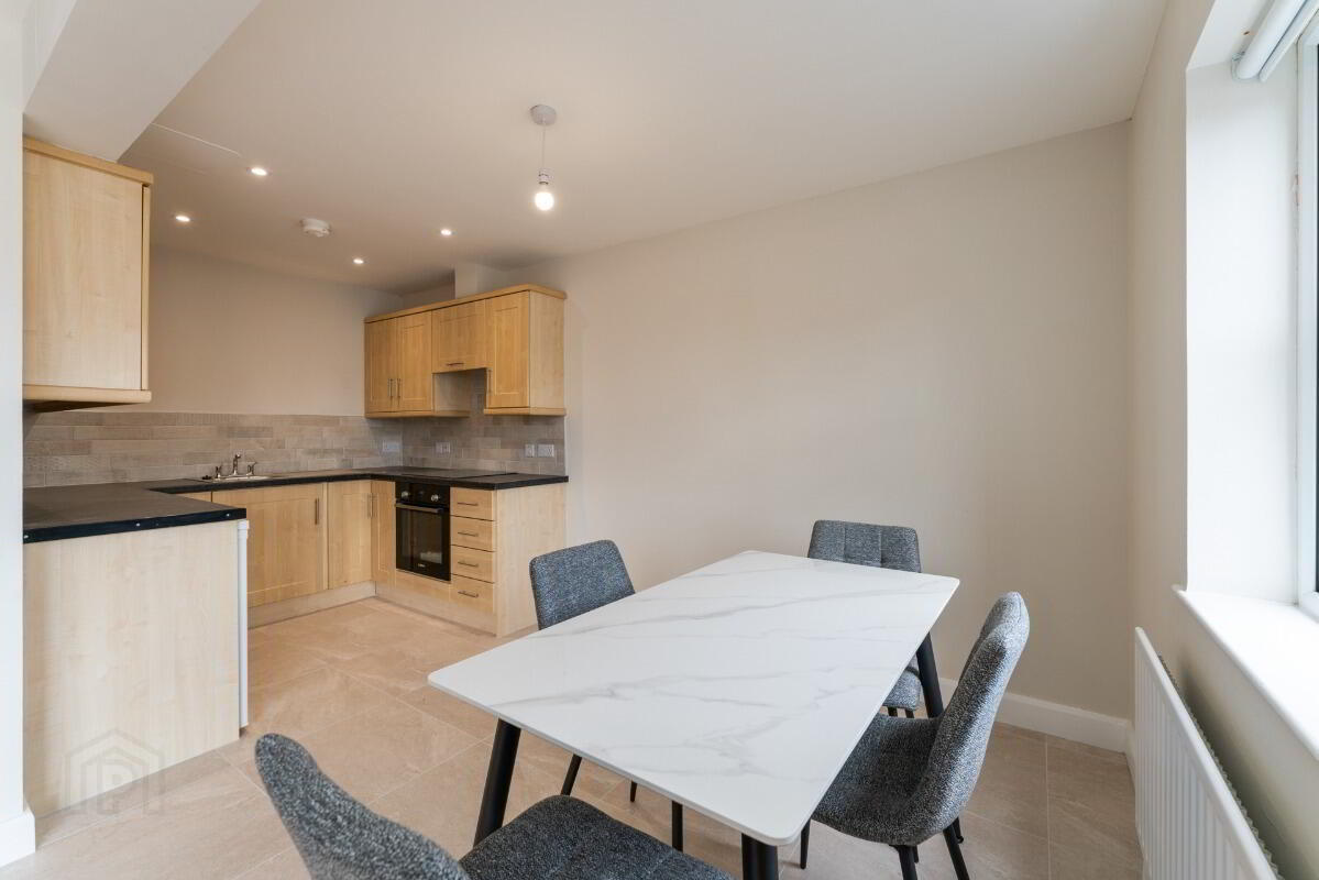 411 College Court Central 5 of 9