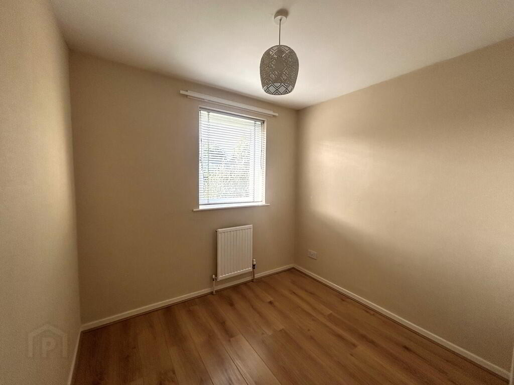 8 Beauly Drive 6 of 8