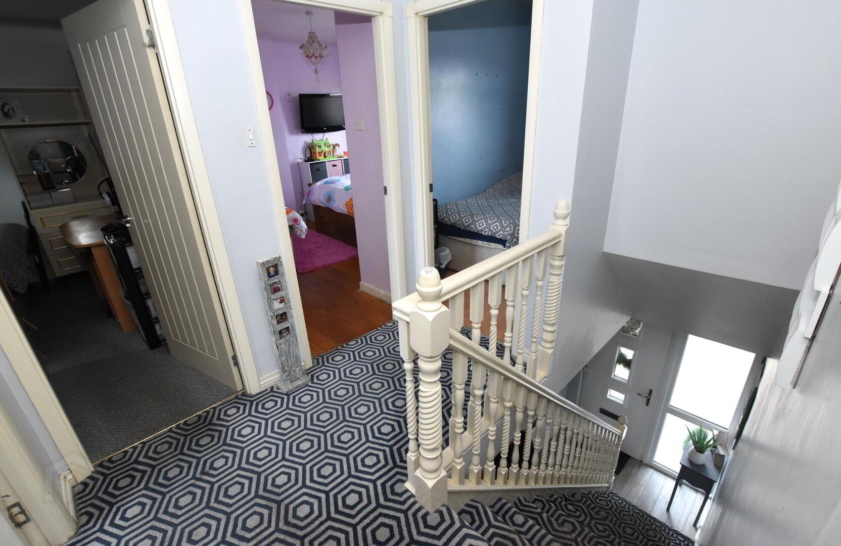 12 Arnold Grove 14 of 29