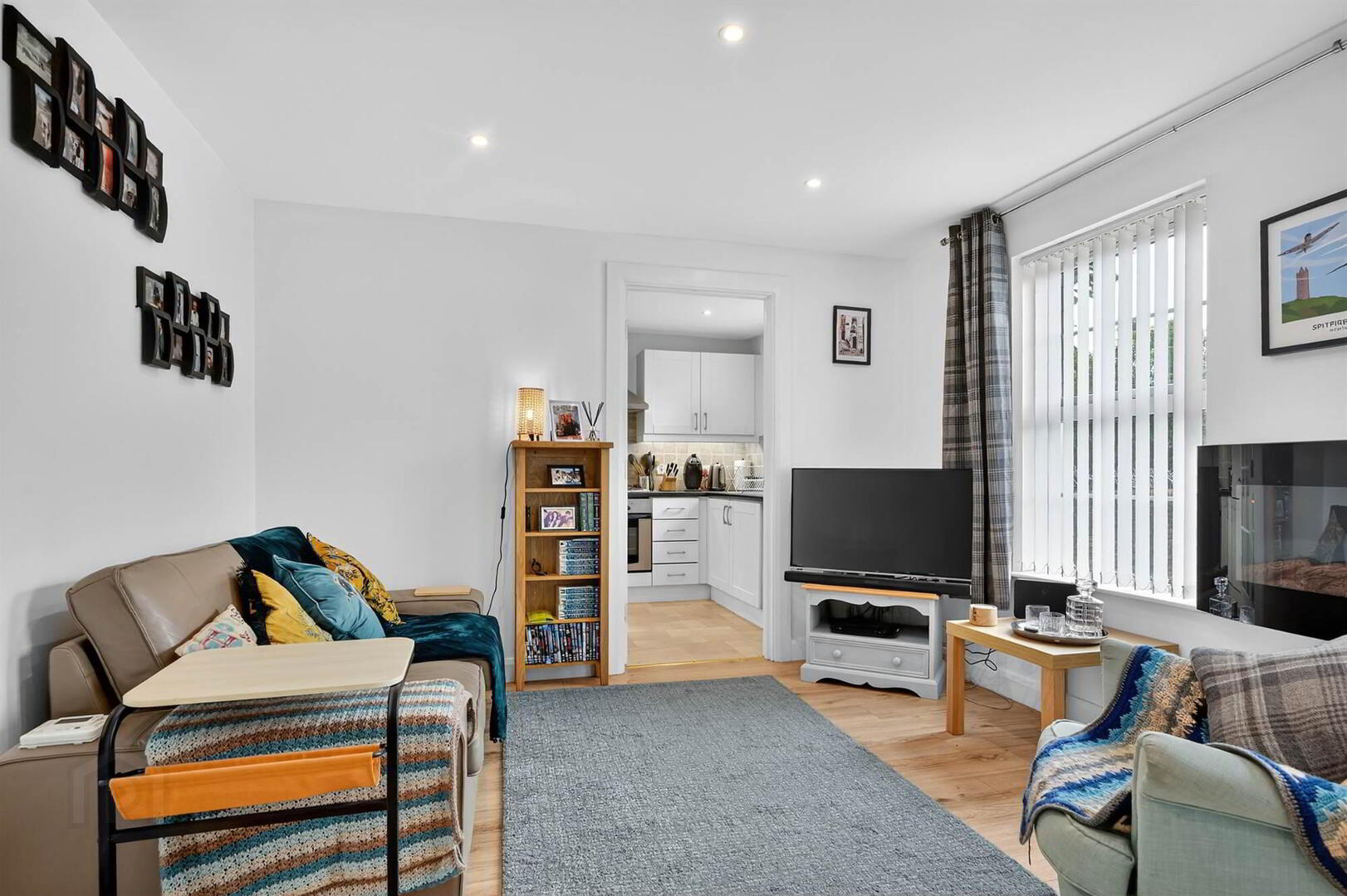89b Leathem Square 9 of 24