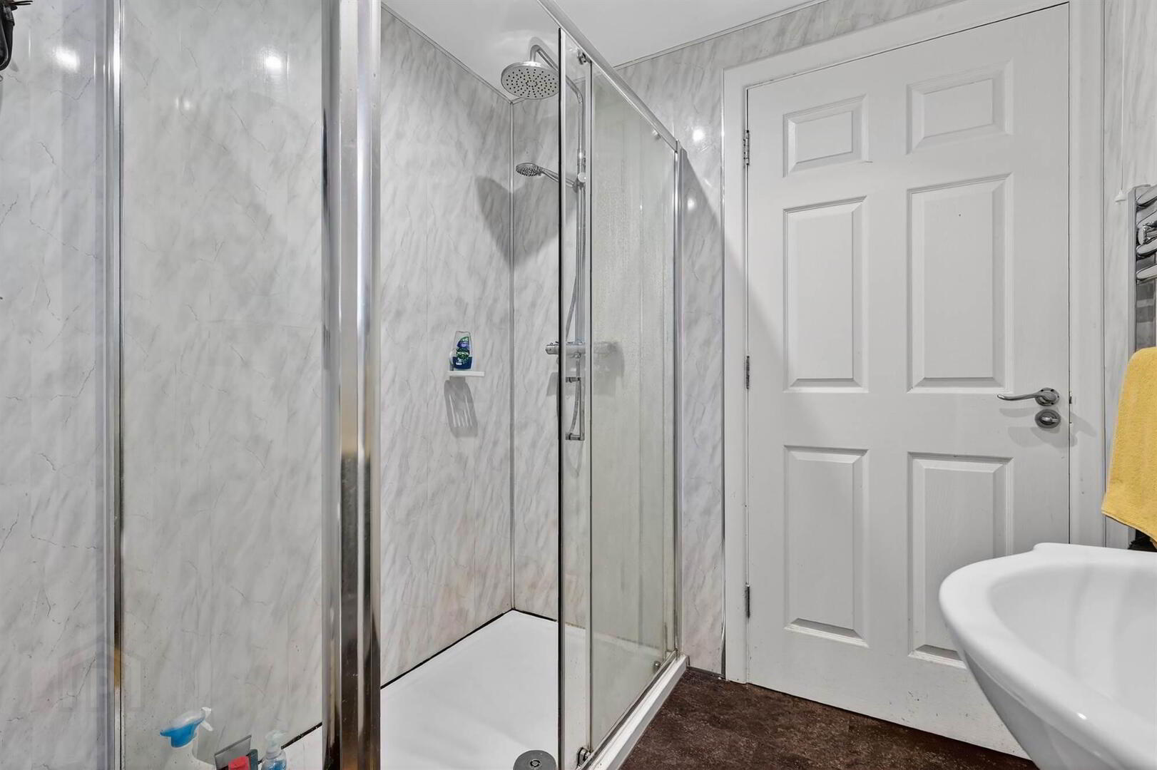 89b Leathem Square 20 of 24
