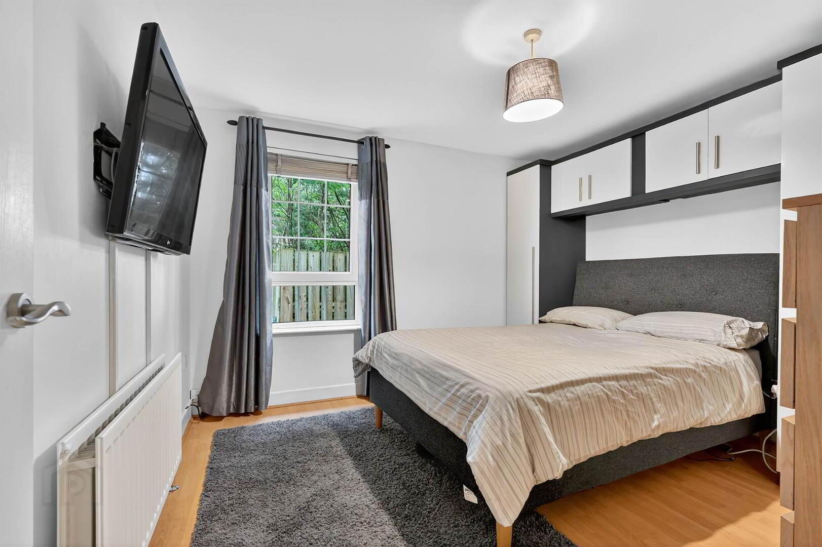 89b Leathem Square 21 of 24