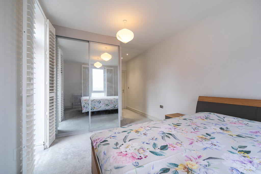 1 Portland House, 13 Wellington Park 11 of 21