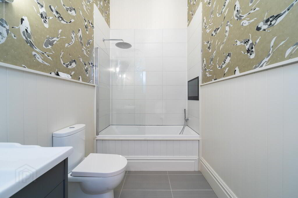 1 Portland House, 13 Wellington Park 15 of 21