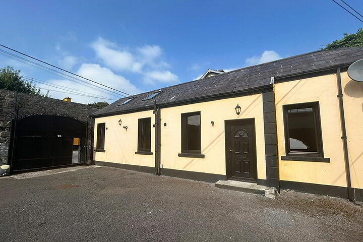13 Academy Street 1 of 14