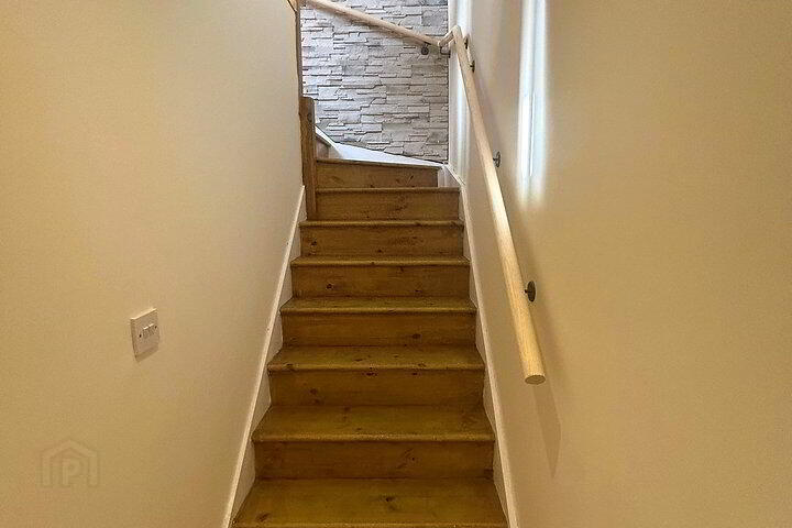 13 Academy Street 10 of 14