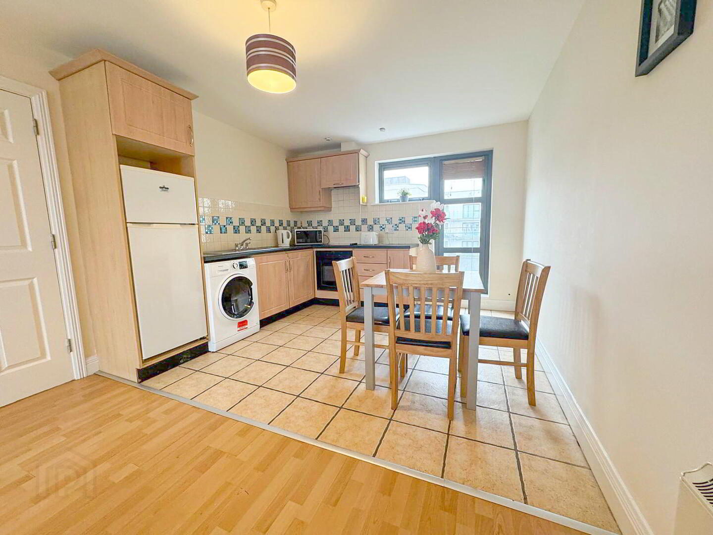 Apt 10, Quayside North Court 3 of 8