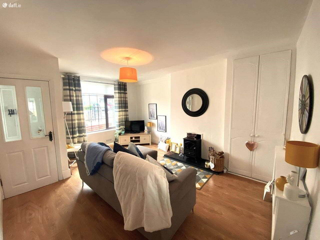 3 Mount Eden Terrace 2 of 17