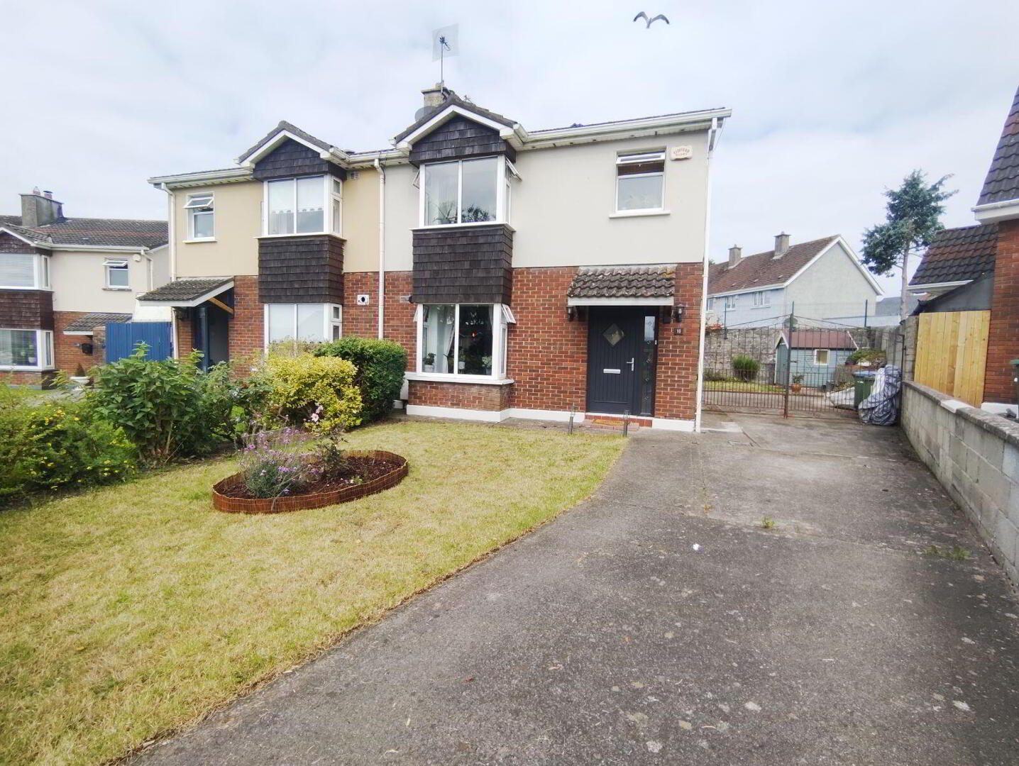 16 Ballysimon Crescent 1 of 24