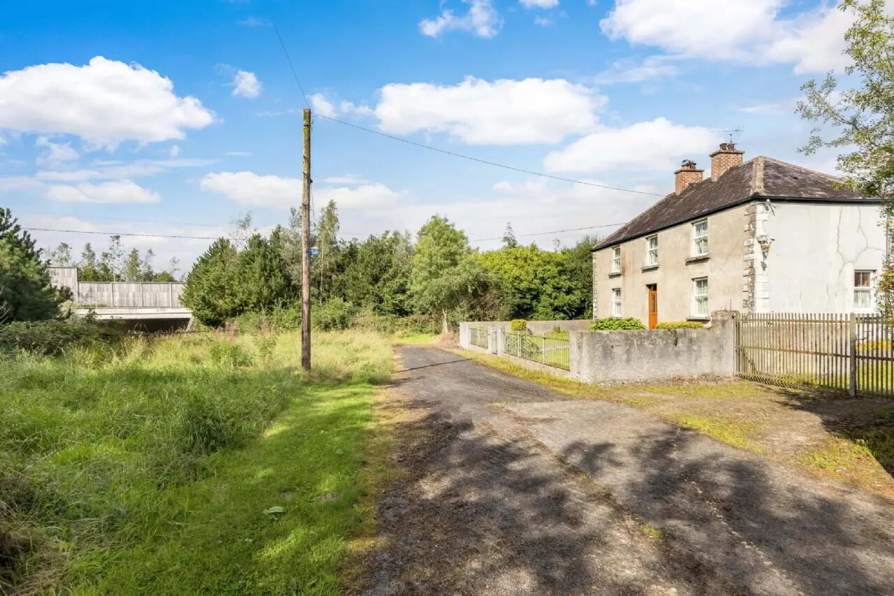 House & Agricultural Lands 11 of 18