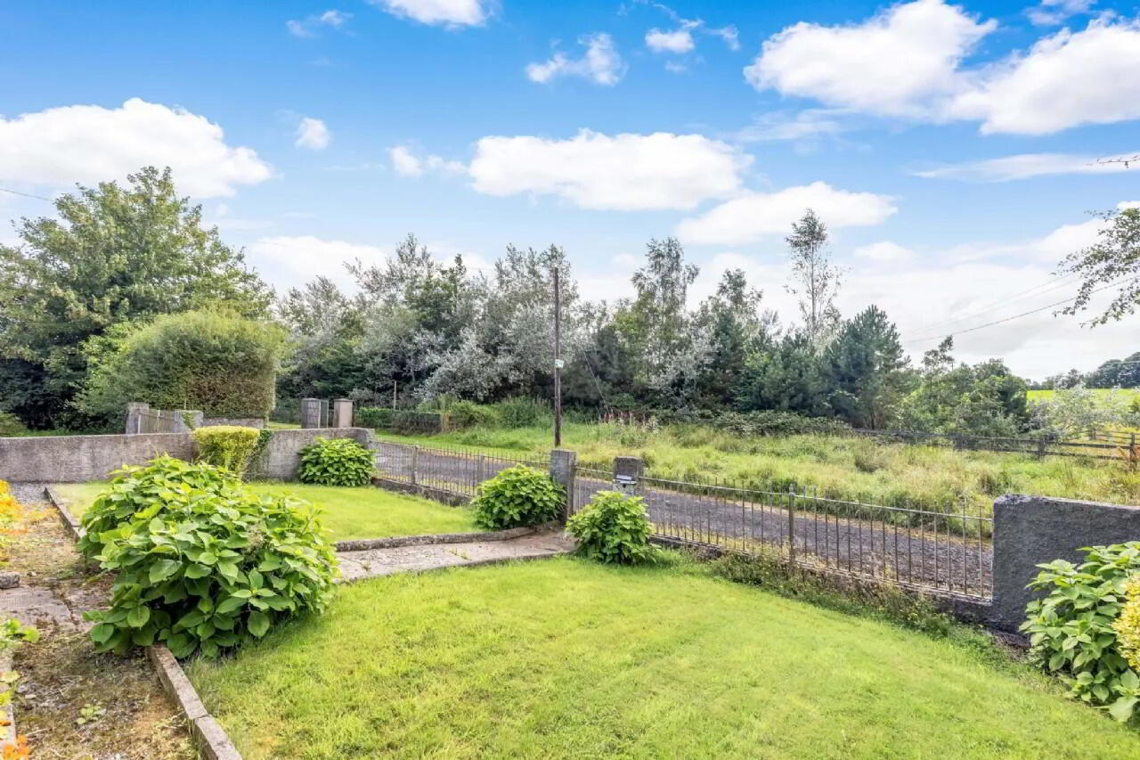 House & Agricultural Lands 14 of 18