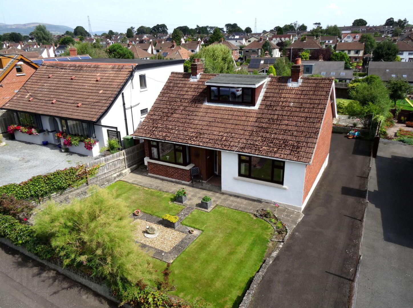 18 Carrisbrook Gardens 1 of 18
