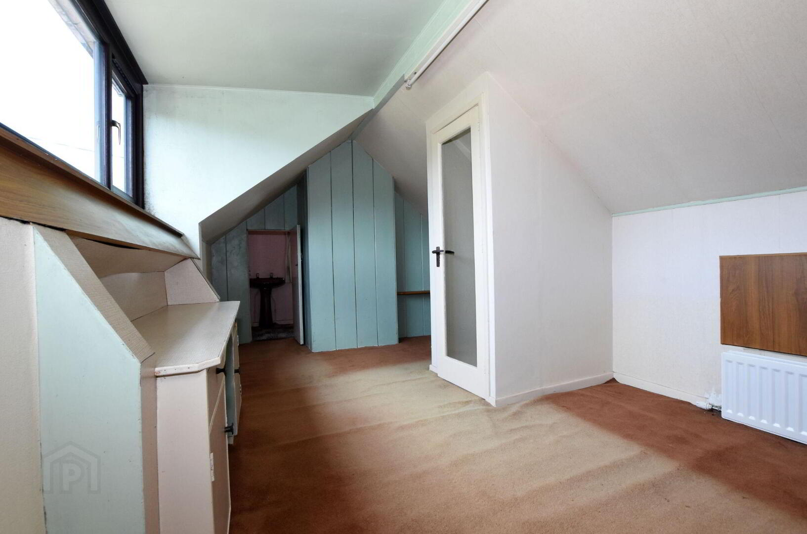 18 Carrisbrook Gardens 12 of 18