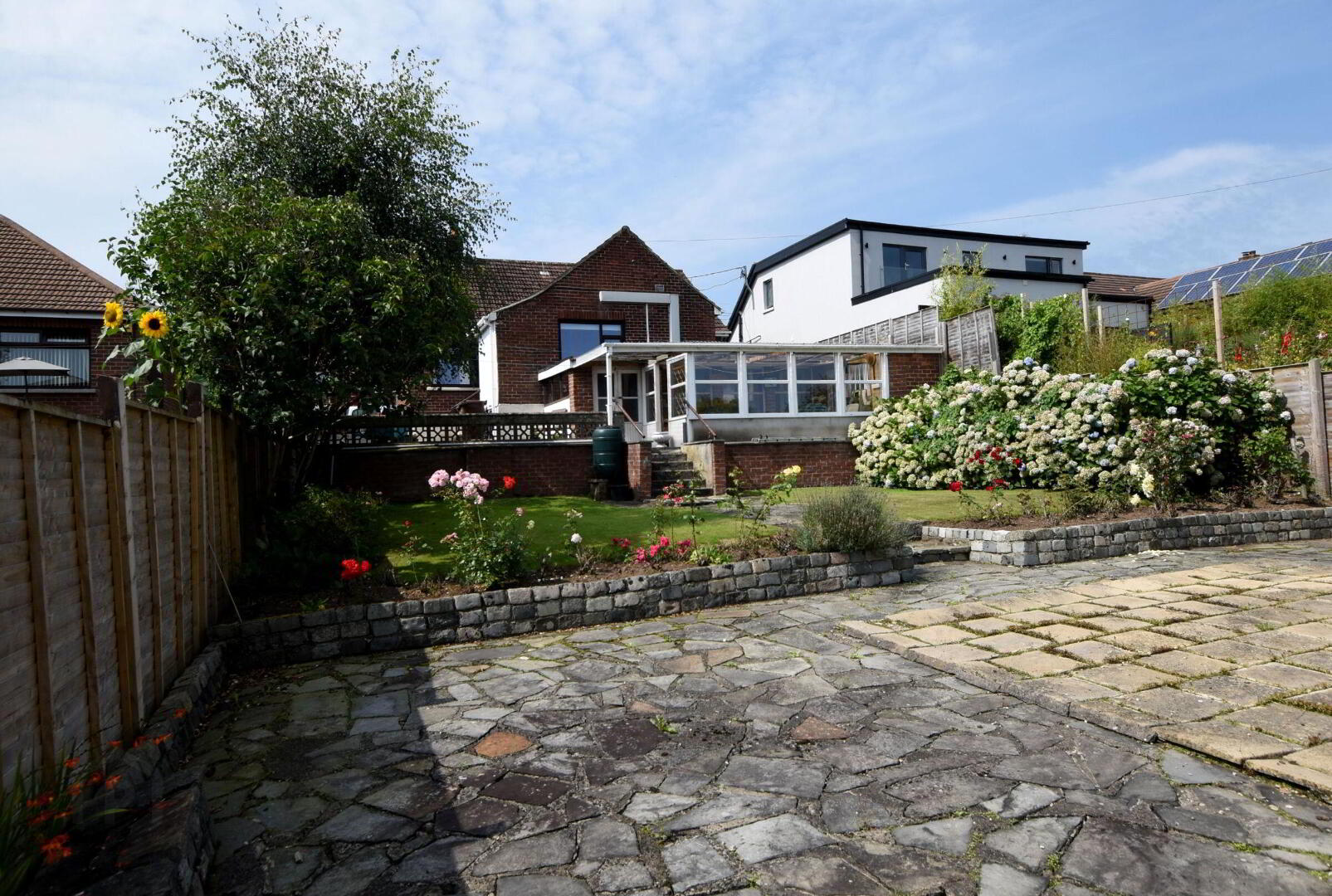 18 Carrisbrook Gardens 14 of 18