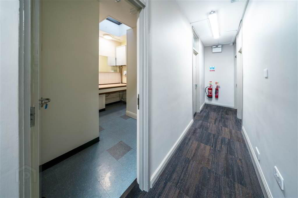 Commercial Property 13 of 23