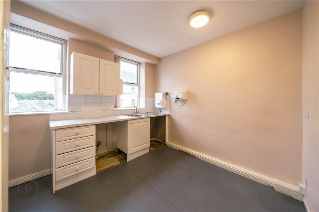 Commercial Property 16 of 23