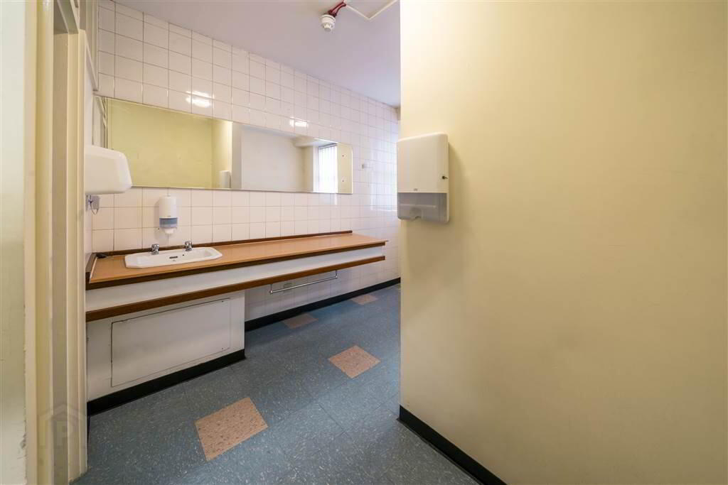 Commercial Property 18 of 23