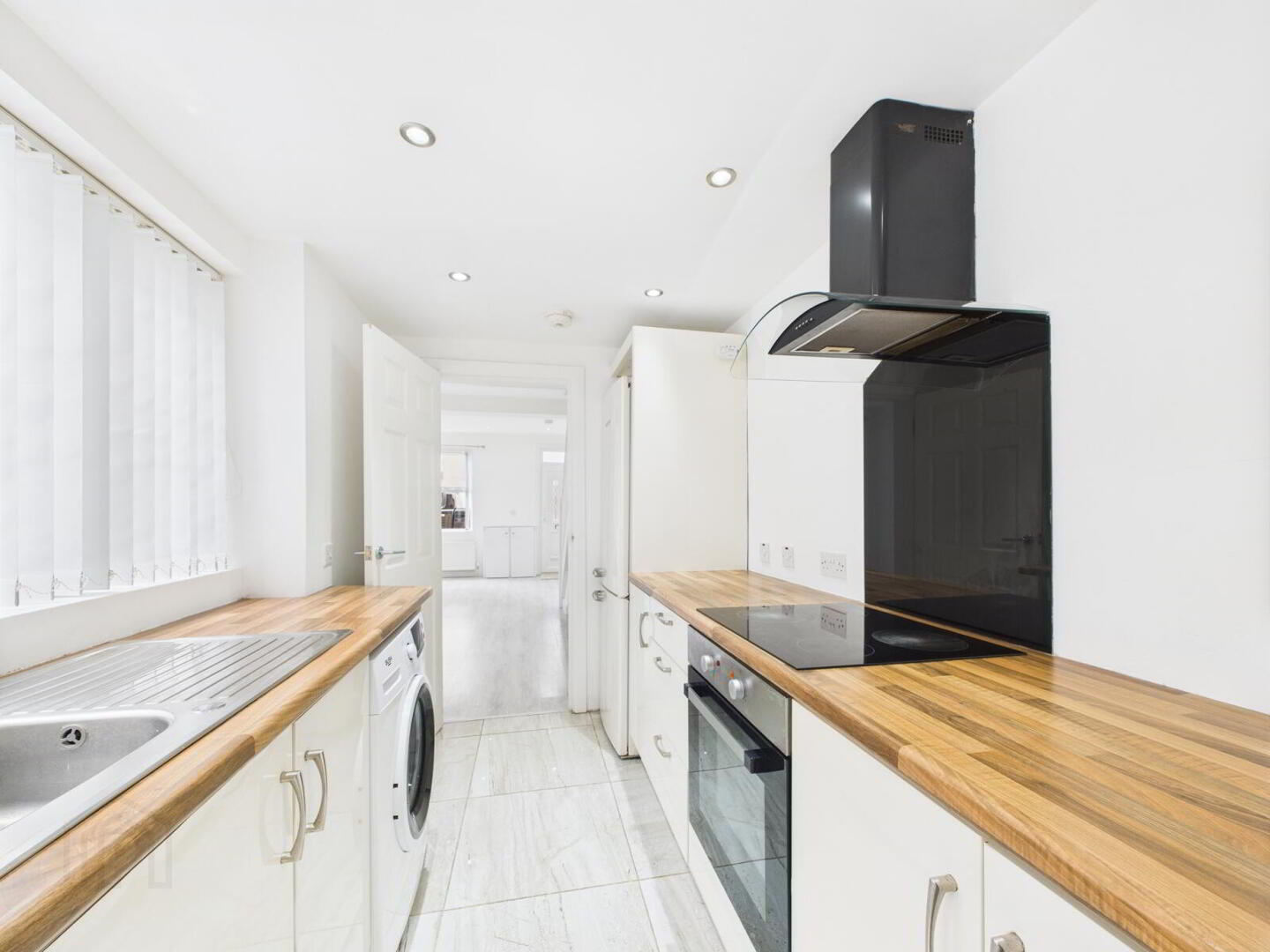 2 Lovatt Street 7 of 16