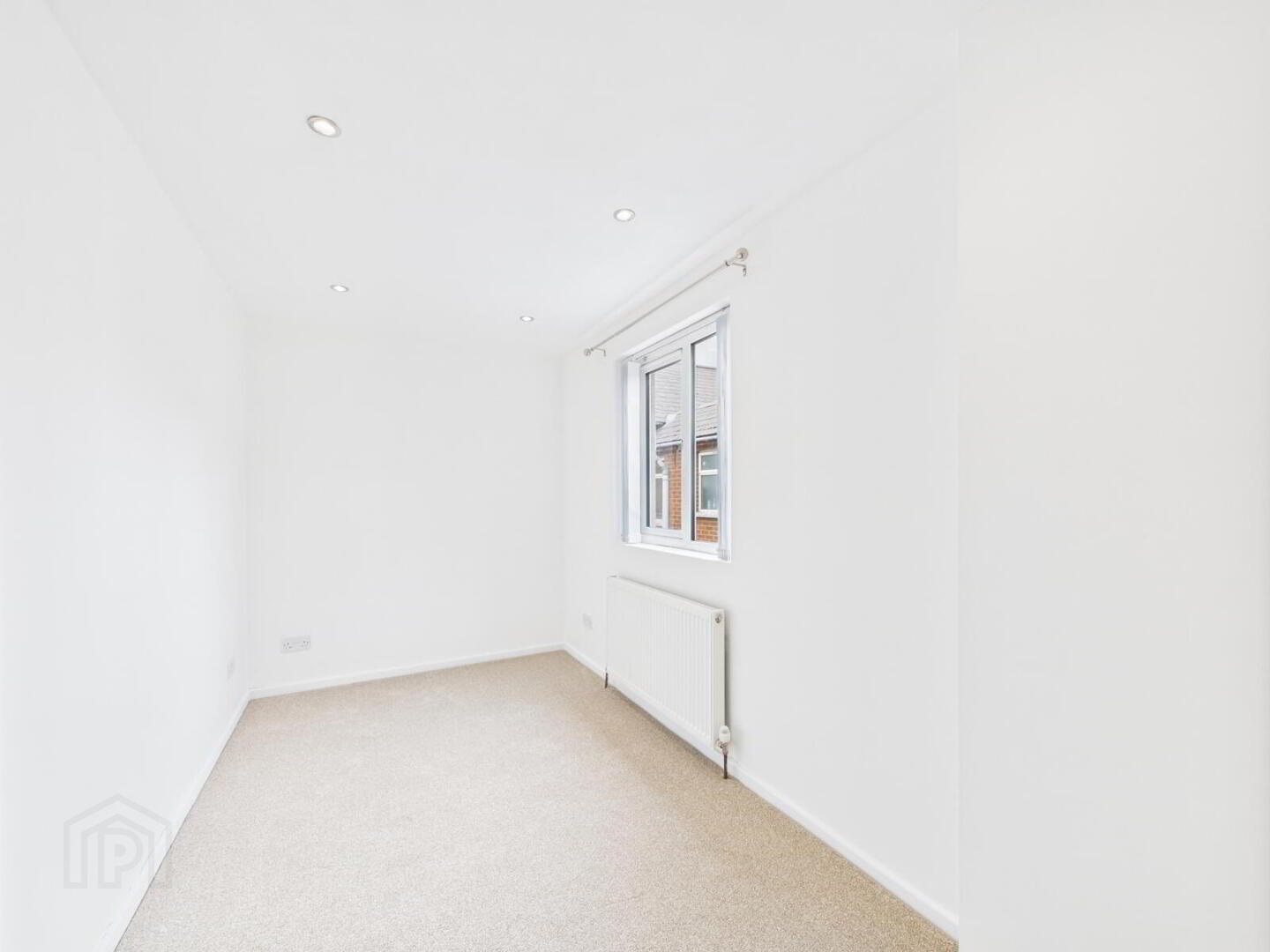2 Lovatt Street 8 of 16