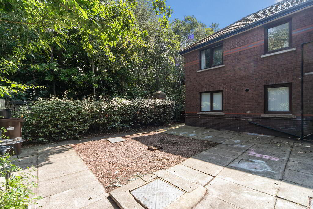 4 Ravenhill Reach 16 of 17