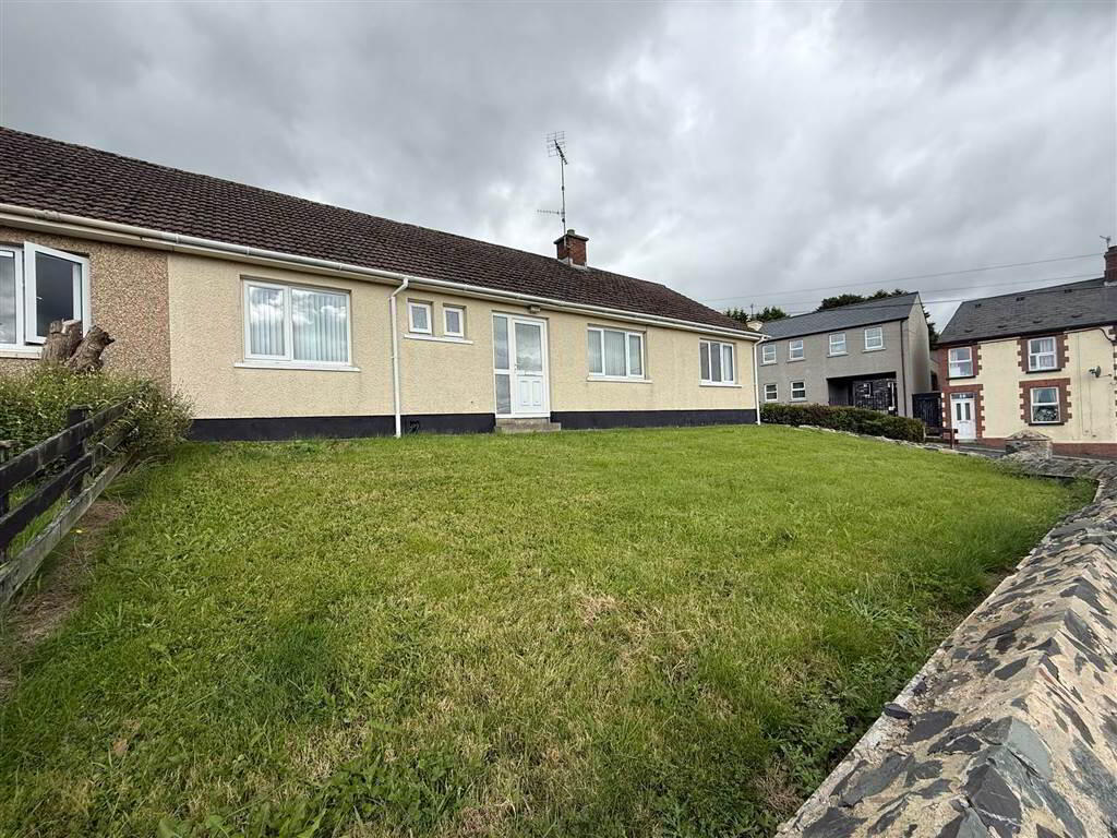 1 Rosconor Place 1 of 10