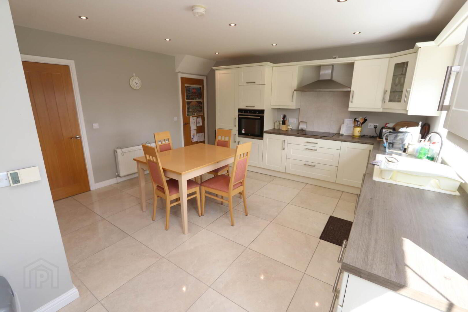 15 The Olde Fairways Crescent 5 of 18