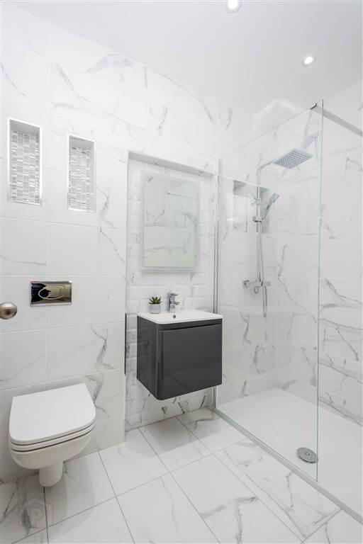 Apt 1 Atelier House, 26 San Souci Park 7 of 8
