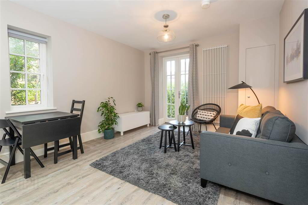 Apt 1 Atelier House, 26 San Souci Park 3 of 8