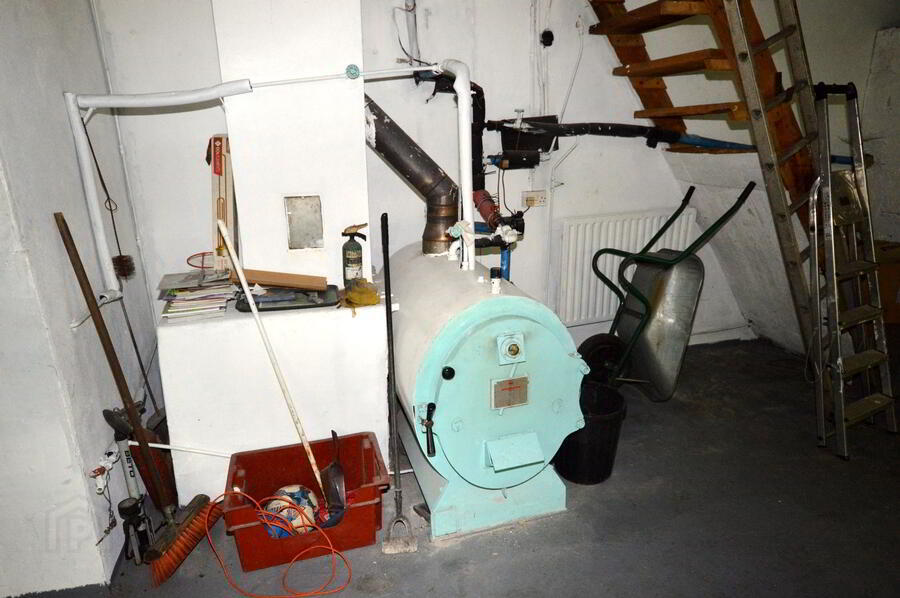 Binroe 14 of 26