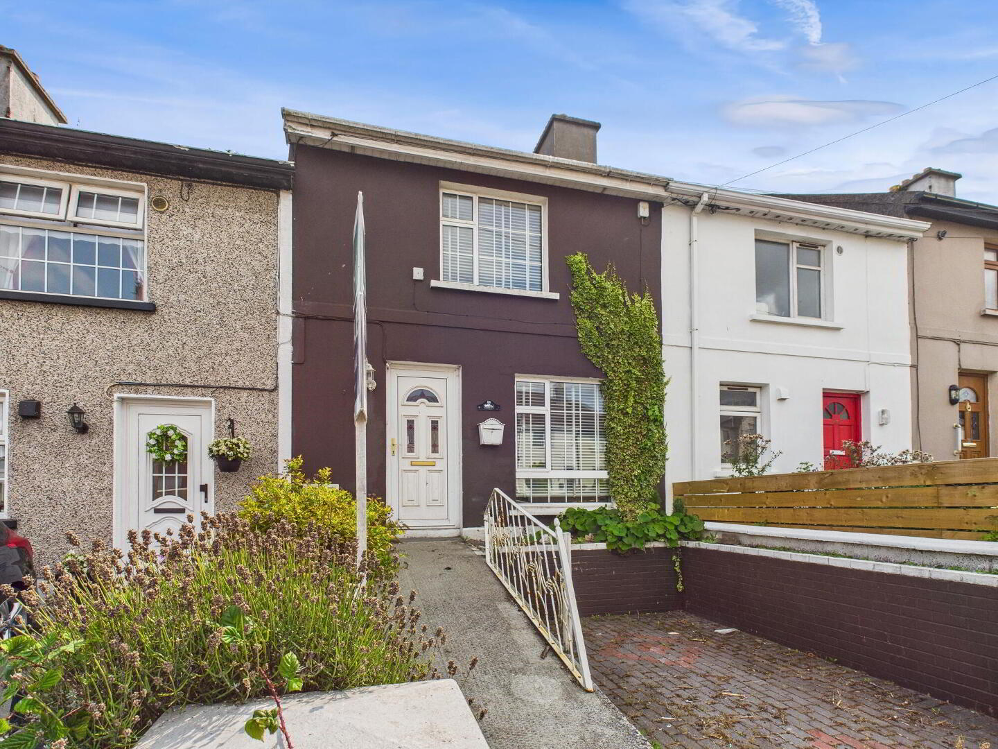 86 Upper Yellow Road 2 of 16