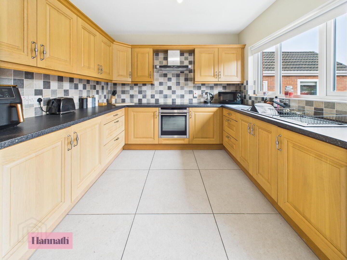 15 Sandringham Court 8 of 16